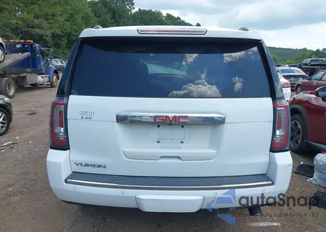 2020 GMC Yukon 4Wd Denali z USA, uszkodzony, nr VIN 1GKS2CKJ4LR172384